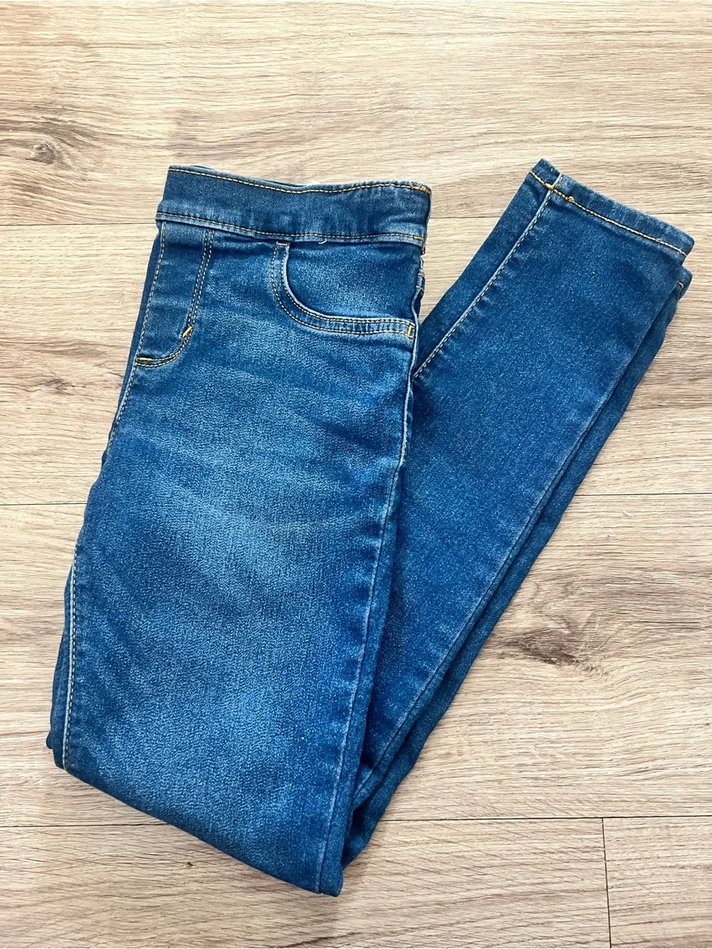 Levi’s Pull-On Jegging Jeans in Dark Blue Wash